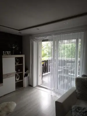 Ein Sitzbereich in der Unterkunft Ferienwohnung Nayla im Frankenwald