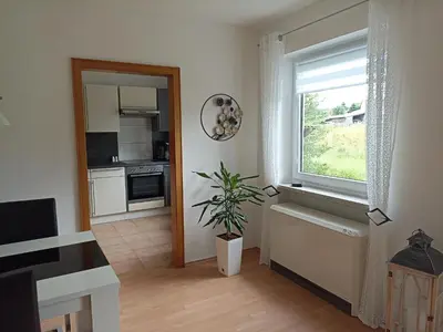 TV/Unterhaltungsangebot in der Unterkunft Große helle Ferienwohnung mit Balkon, ruhig gelegen mit guter Verkehrsanbindung