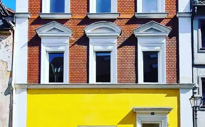 Das Gebäude in dem sich die Ferienwohnung befindet