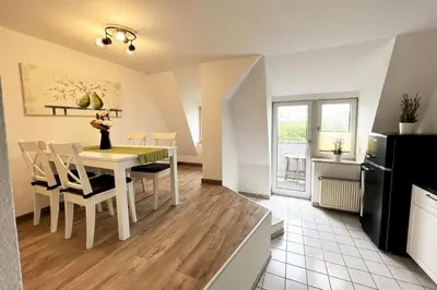 Küche/Küchenzeile in der Unterkunft Wunderschöne Wohnung mit Balkon in Plauen