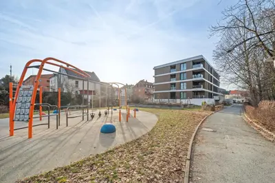 Ein Kinderspielbereich in der Unterkunft Salí Homes R4 - High-Quality Apartment with Terrace