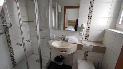 Ein Badezimmer in der Unterkunft Landgasthof Thiem