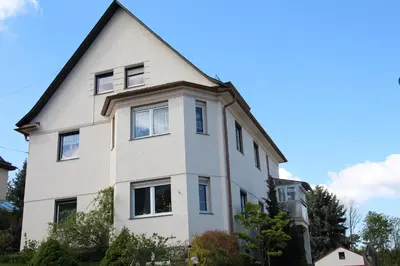 Das Gebäude in dem sich die Ferienwohnung befindet