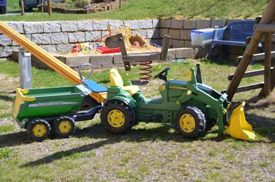 Ein Kinderspielbereich in der Unterkunft Ferienhäuser Schneeberger