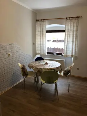 Ein Sitzbereich in der Unterkunft Ferienwohnung Schlossberg 1