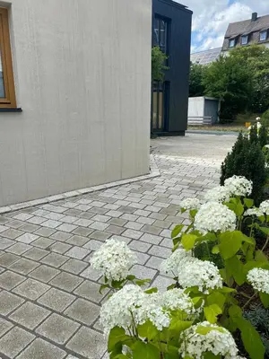 Ein Garten an der Unterkunft Studio Nummer Zwei