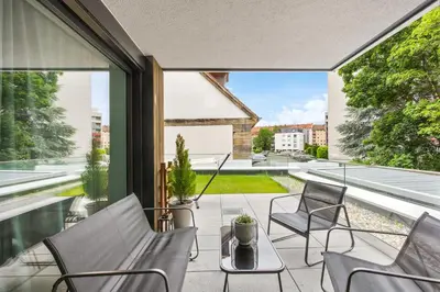 Ein Balkon oder eine Terrasse in der Unterkunft Sali-Homes R5 - New Build with Terrace in City Center