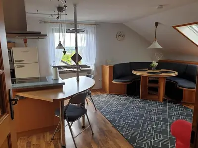 Küche/Küchenzeile in der Unterkunft Moderne DG-Wohnung in Mainleus