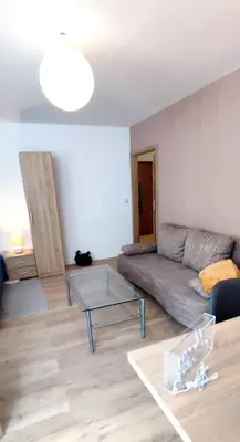 Ein Sitzbereich in der Unterkunft Zur Elster 1