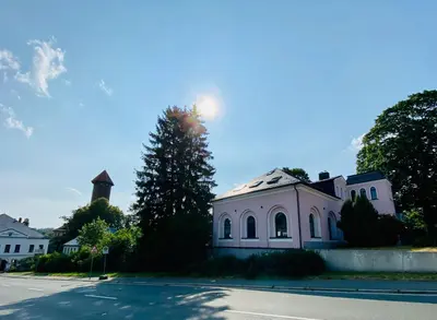 Das Gebäude in dem sich die Ferienwohnung befindet