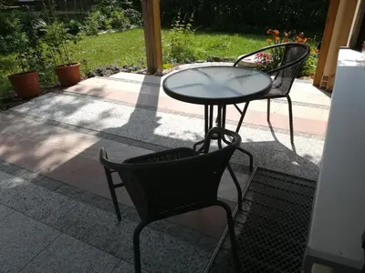 Ein Patio oder anderer Außenbereich in der Unterkunft Ferienwohnung Hopfengärtner
