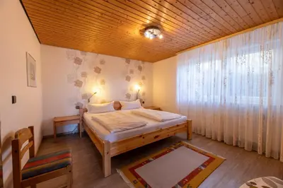 Ein Bett oder Betten in einem Zimmer der Unterkunft Ferienwohnungen Dormann