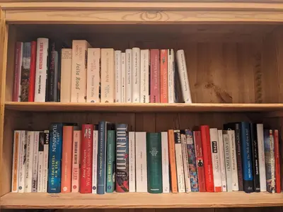 Die Bibliothek in der Ferienwohnung