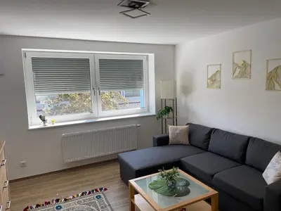 Ein Sitzbereich in der Unterkunft AM Fleurystr, komfortabel, ZENTRAL in Amberg mit Parkplatz!