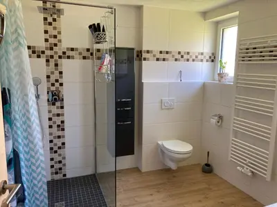 Ein Badezimmer in der Unterkunft Ferienwohnung Zur Geigenbachtalsperre