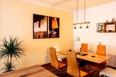 Ein Sitzbereich in der Unterkunft Großzügiges Apartment im Loft-Stil