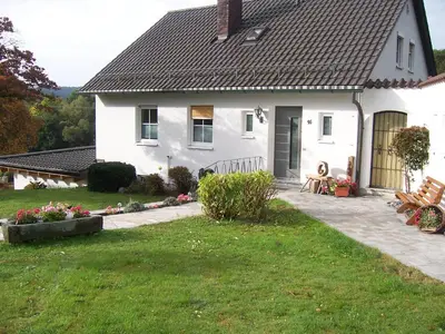 Ein Garten an der Unterkunft Ferienoase im Zottbachtal
