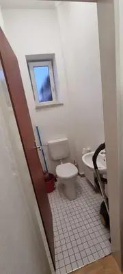 Ein Badezimmer in der Unterkunft Arzberger MonteurApartment