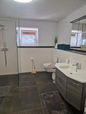 Ein Badezimmer in der Unterkunft Ferienwonung mit 3 Schlafzimmer