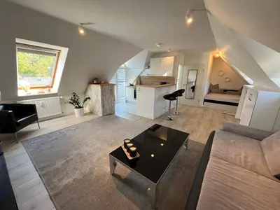 Küche/Küchenzeile in der Unterkunft attraktives Appartement im Stadtzentrum Plauen Balkon Lift