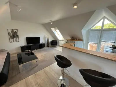 TV/Unterhaltungsangebot in der Unterkunft attraktives Appartement im Stadtzentrum Plauen Balkon Lift