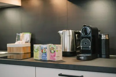 Kaffee-/Teezubehör in der Unterkunft 2-Zimmer Themen-Apartment im Zentrum, Nähe Oper