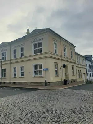 Das Gebäude in dem sich die Ferienwohnung befindet