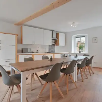 HomeTonight Workers Home - Waldershof große Teams willkommen