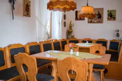 Ein Restaurant oder anderes Speiselokal in der Unterkunft Gasthof Blankenberg