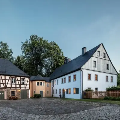Feine Wohn und Schlafstuben im Herrenhaus I UNESCO Welterbe I Parkplatz I Erzgebirge I Waldbühne