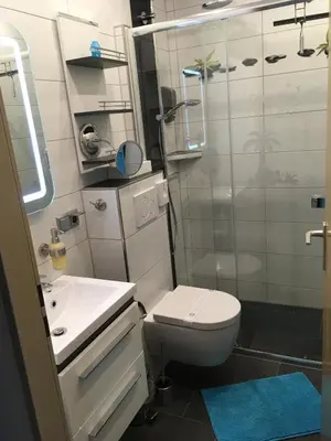 Ein Badezimmer in der Unterkunft Pension Haus Wanninger