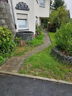 Ein Garten an der Unterkunft Ferienwohnung Kehrer