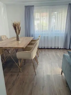 Ein Sitzbereich in der Unterkunft Moderne und stilvolle 3 Zimmer Wohnung