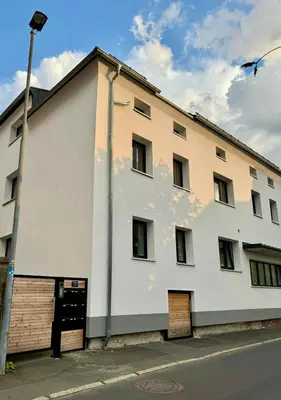Das Gebäude in dem sich die Ferienwohnung befindet