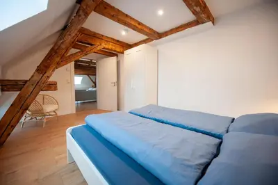 Ein Sitzbereich in der Unterkunft Schloßberg - Ferienwohnung im Herzen von Selb