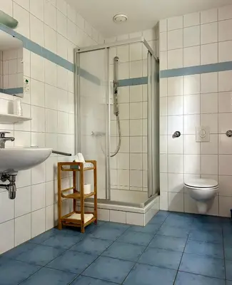 Ein Badezimmer in der Unterkunft The Lodge Hotel by American Ease Grafenwoehr