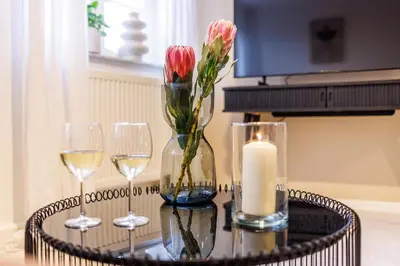 Getränke in der Unterkunft bayreuthome - Romantisches City Apartment mit Whirlpool und 2 Schlafzimmern