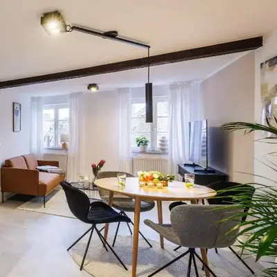 bayreuthome - Romantisches City Apartment mit Whirlpool und 2 Schlafzimmern