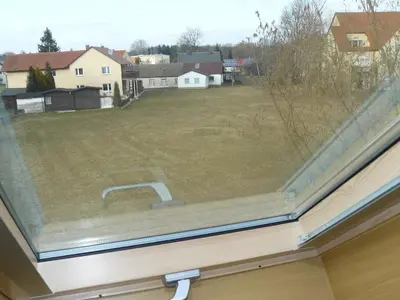 Das Gebäude in dem sich das Ferienhaus befindet