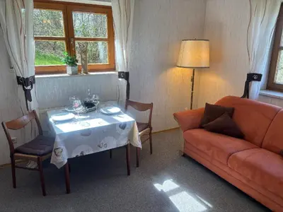 Ein Sitzbereich in der Unterkunft Ferienhaus NaturKraftEnergie