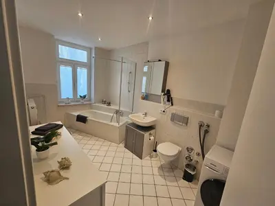 Ein Badezimmer in der Unterkunft charmante Ferienwohnung am Stadtwald von Plauen