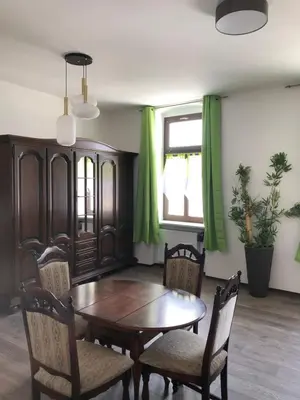 Ein Sitzbereich in der Unterkunft Ferienwohnung am Markt