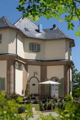 Das Gebäude in dem sich das Bed & Breakfast befindet