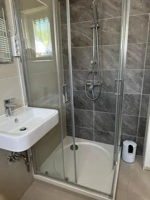Ein Badezimmer in der Unterkunft Ein Zimmer Wohnung am Markt