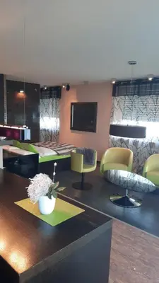 TV/Unterhaltungsangebot in der Unterkunft Modern Art Apartment im Zentrum Weiden