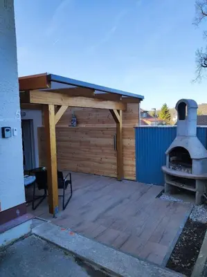 Ein für Gäste verfügbarer Grill in der Ferienwohnung