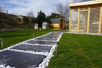 Ein Garten an der Unterkunft Tinyhaushotel - Campingpark Nabburg