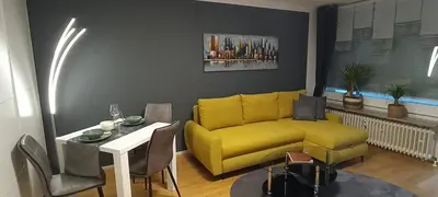 Ein Sitzbereich in der Unterkunft Gemütliches helles Apartment mit Balkon und Parkplatz vor der Tür im Zentrum von Bayreuth