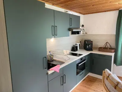 Küche/Küchenzeile in der Unterkunft Ruhiger und renovierter Bungalow mit großem hundefreundlichem Garten zur Alleinnutzung