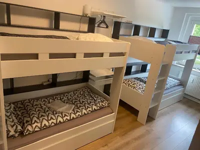 Ein Bett oder Betten in einem Zimmer der Unterkunft FeWo Wieko Plauen Leibnizstr. H1, 2.OG rechts